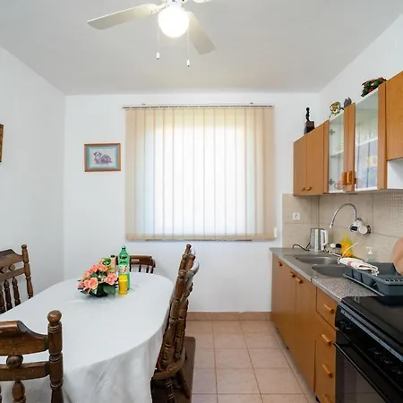 Kuca Za Odmor Jozic Сasa de vacaciones *